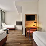 Garner - Schoeneberg By Ihg 3* Berlino