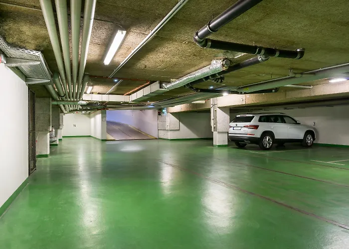 Garner - Schoeneberg By Ihg Hotel 3*