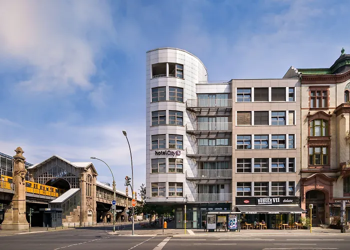 Garner - Schoeneberg By Ihg Hotel