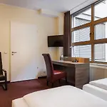 Garner - Schoeneberg By Ihg Отель Берлин