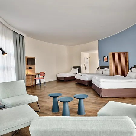 Garner - Schöneberg By Ihg Hotel 3*