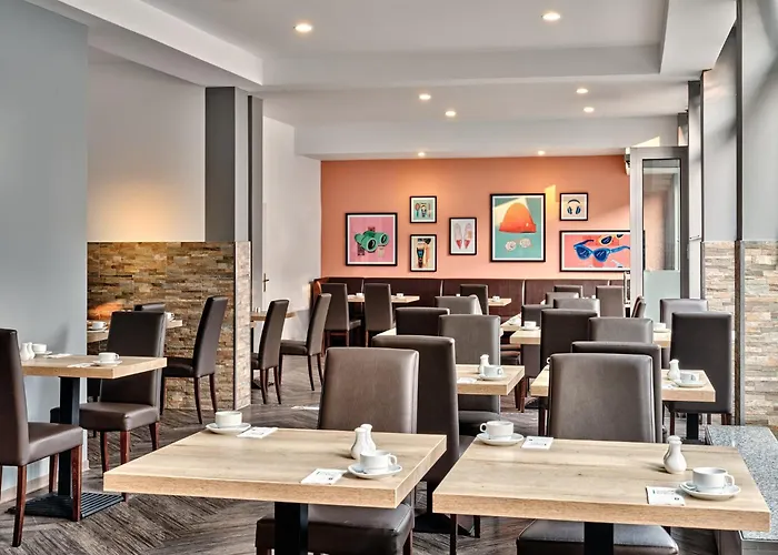 Garner - Schoeneberg By Ihg Hotel