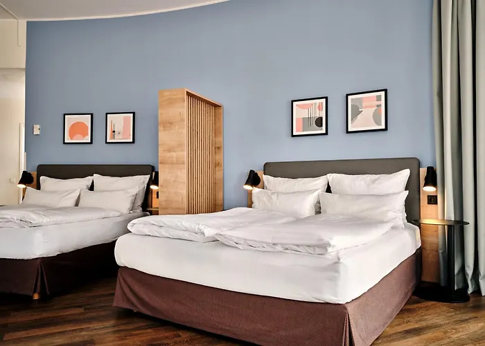 Отель Garner - Schoeneberg By Ihg 3*