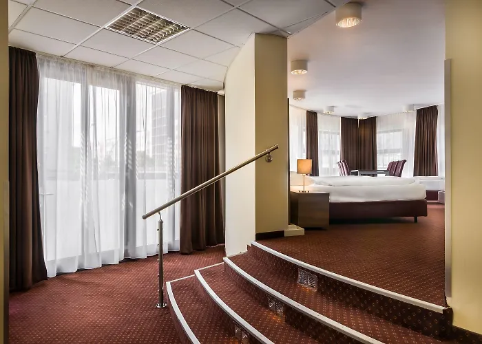 Garner - Schoeneberg By Ihg 3*