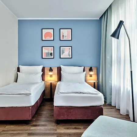 Garner - Schoeneberg By Ihg 3*