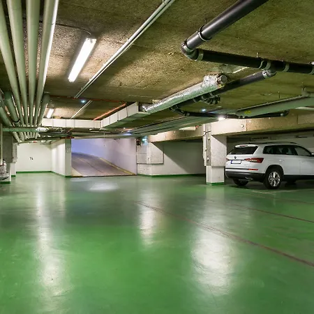 Garner - Schoeneberg By Ihg Szálloda 3*