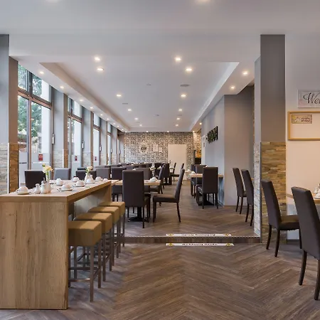 Garner - Schoeneberg By Ihg 3*