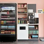 Garner - Schoeneberg By Ihg מלון 3*