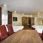 Garner - Schoeneberg By Ihg 3* ברלין